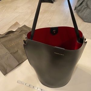 Charles & Keith two tone black bucket bag